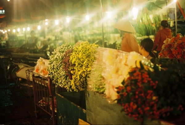 Chọn thời điểm 1-3h sáng để đi lựa hàng tại các chợ hoa trên địa bàn 