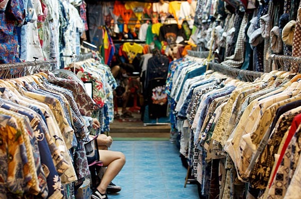 Tìm mối sỉ quần áo ở Vinh tại chợ đầu mối